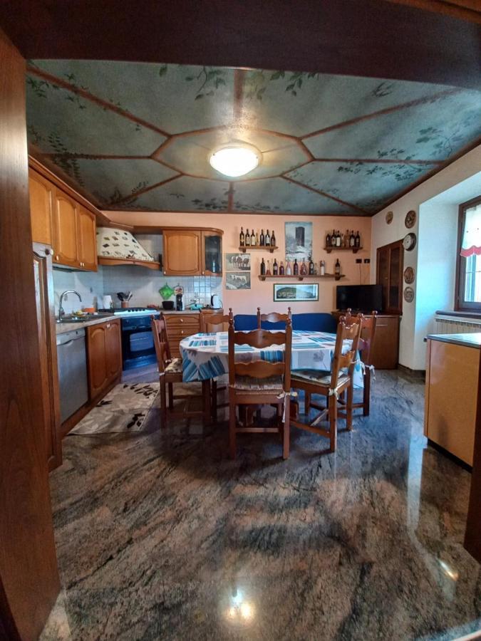 Casa Vacanza Da Ghislin Teglio Luaran gambar
