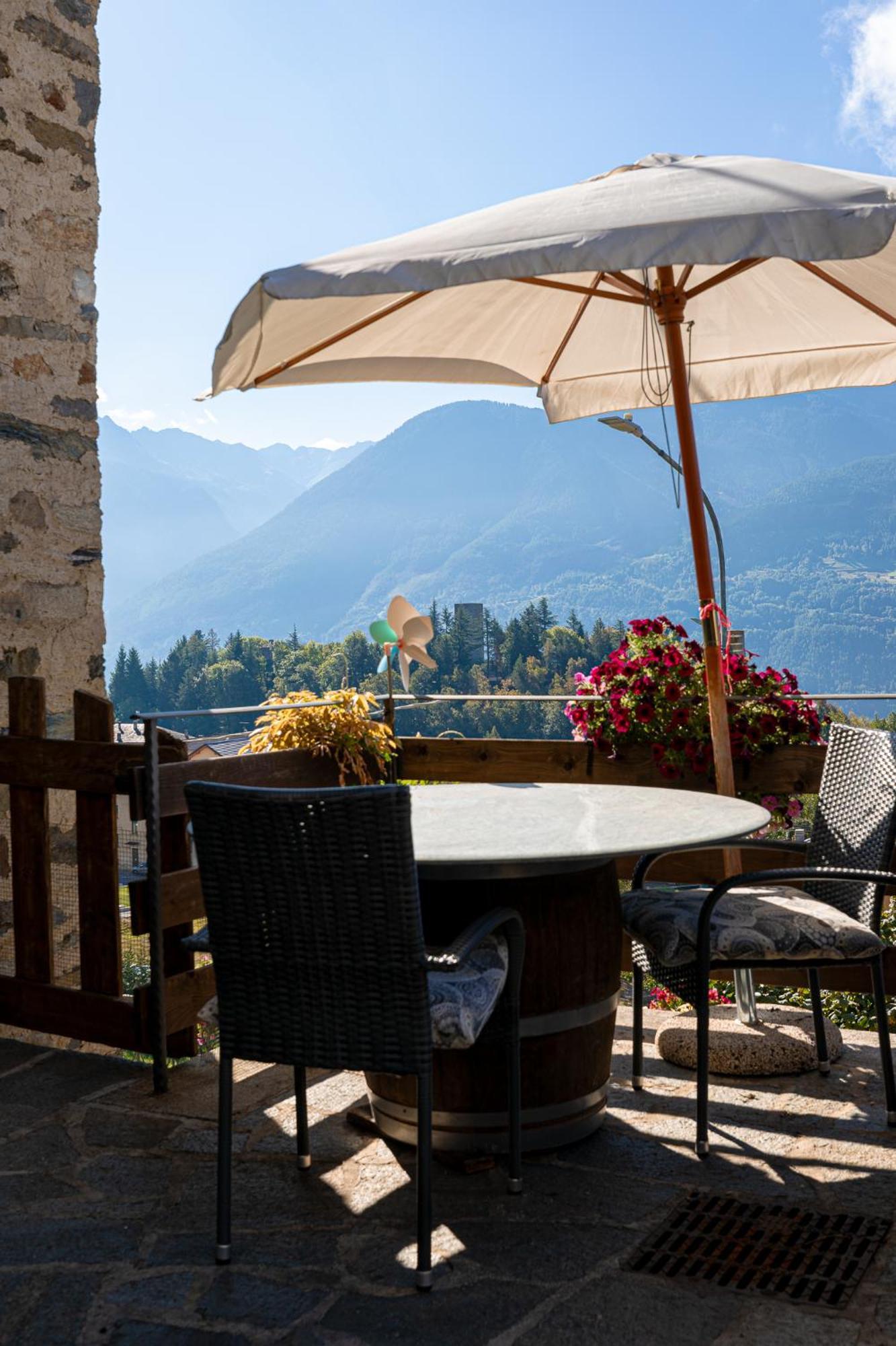 Casa Vacanza Da Ghislin Teglio Luaran gambar